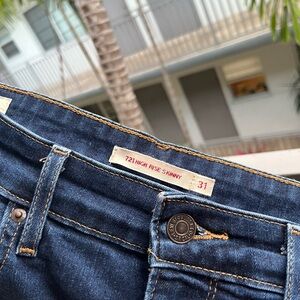 Levi's High Rise Skinny Jeans